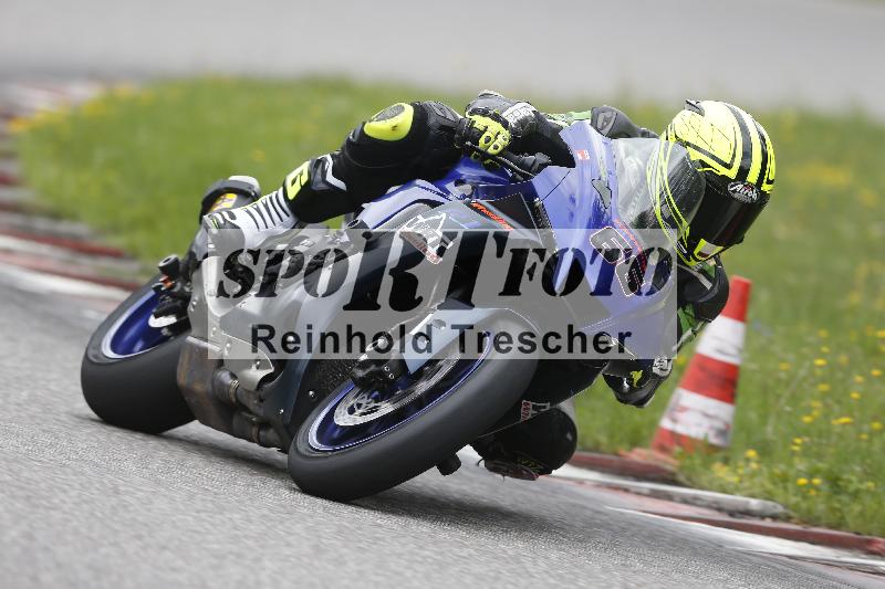 /37 28.07.2025 Dunlop Ride und Test Day ADR/Trackday Erfahren gelb Trackday schnell  rot/66